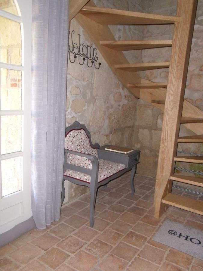 La Tour Du Grand Boust Villa Longué Exterior foto